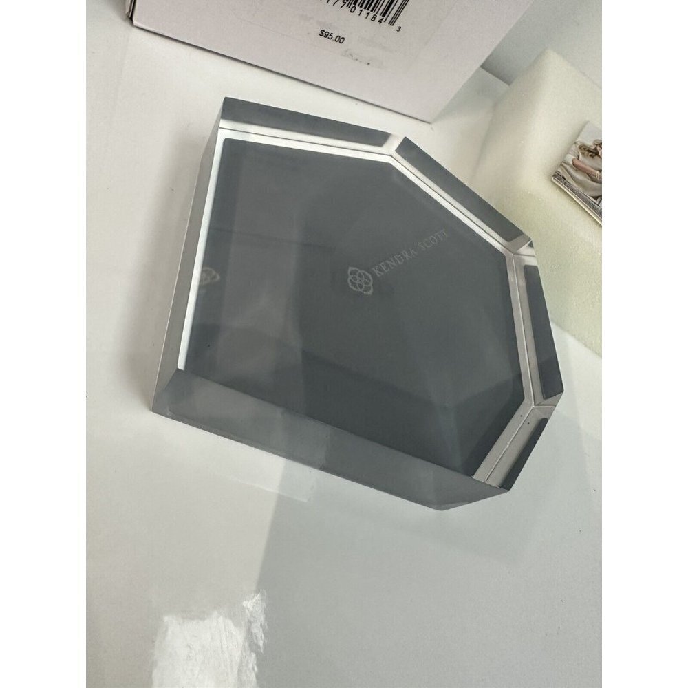 Kendra Scott Antique Silver Plated Geometric Faceted Ring‎ Dish Tray NWT $95 - Picture 3 of 3
